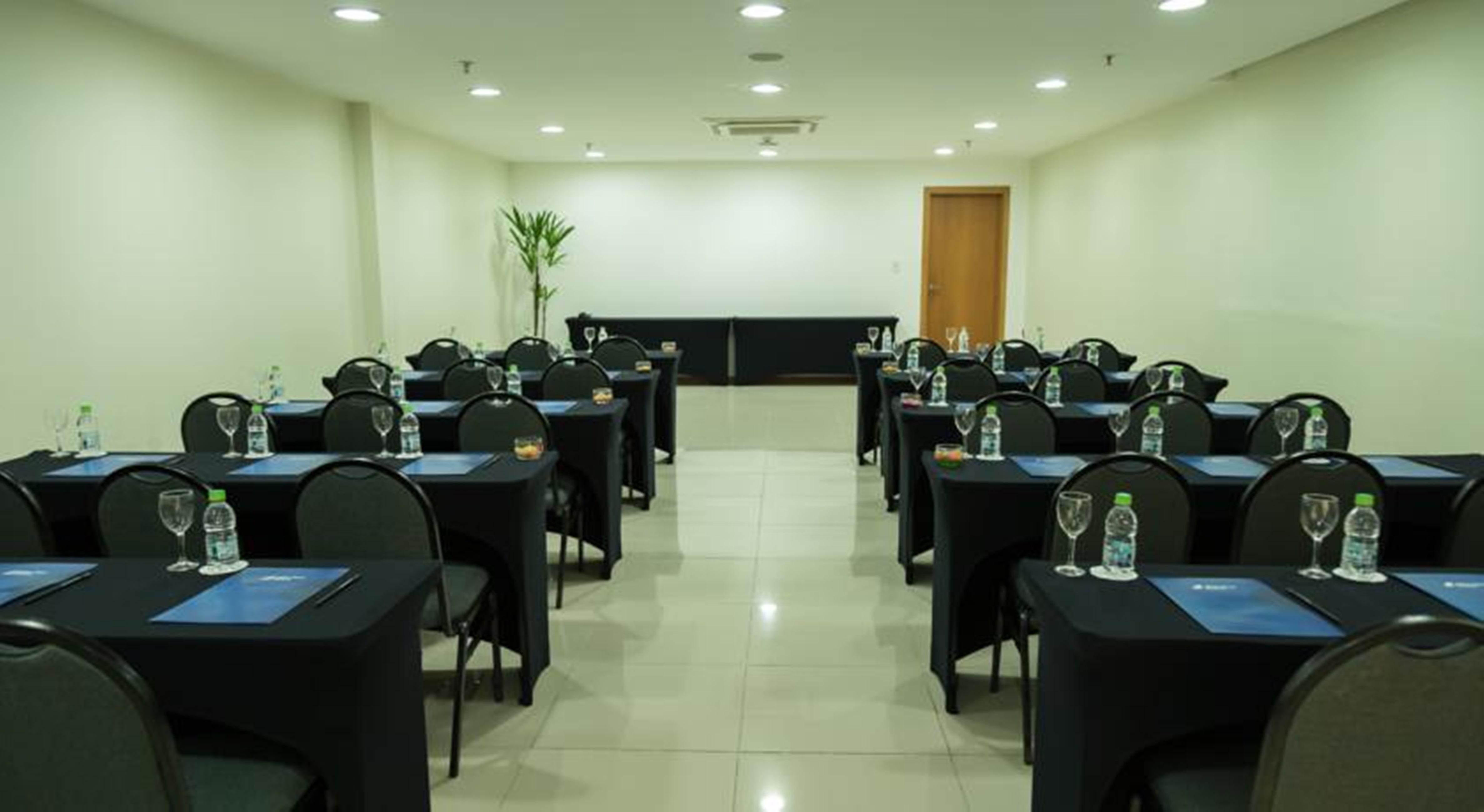 Bluee Tree Premium Manaus Aparthotel Bagian luar foto